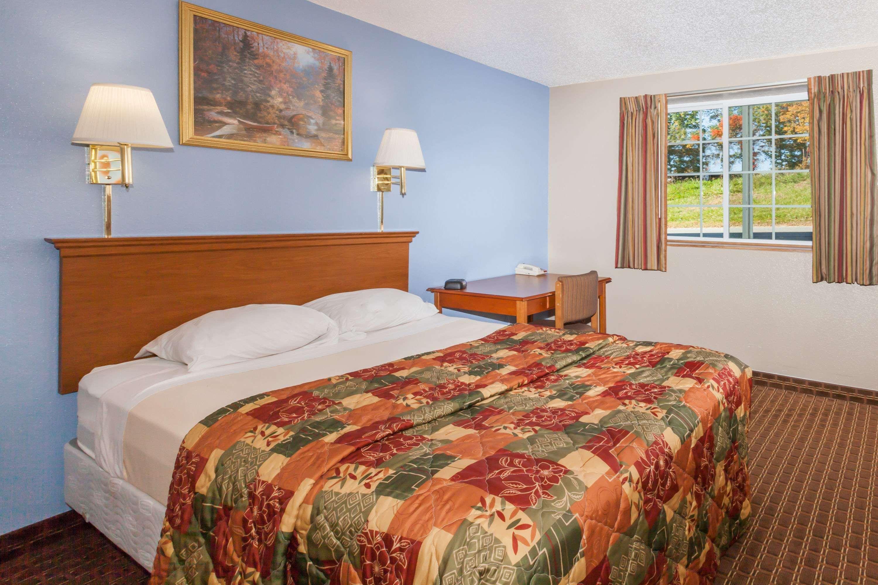 Super 8 By Wyndham Johnstown/Gloversville Eksteriør billede